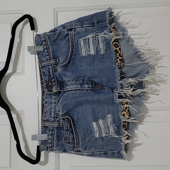 Levi's Vintage Orange Tag Upcycled Denim Shorts - Picture 2 of 7